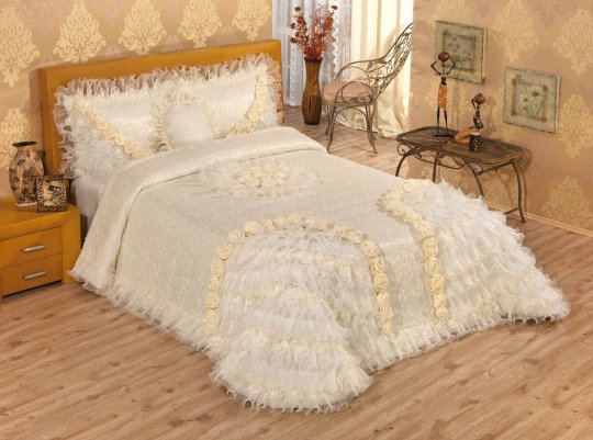 Yatak Örtüsü: Nazlı